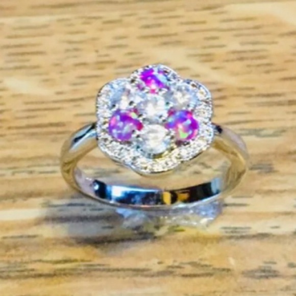 BRAND NEW.925 STERLING WHITE/PINK OPAL RING - Picture 6 of 8
